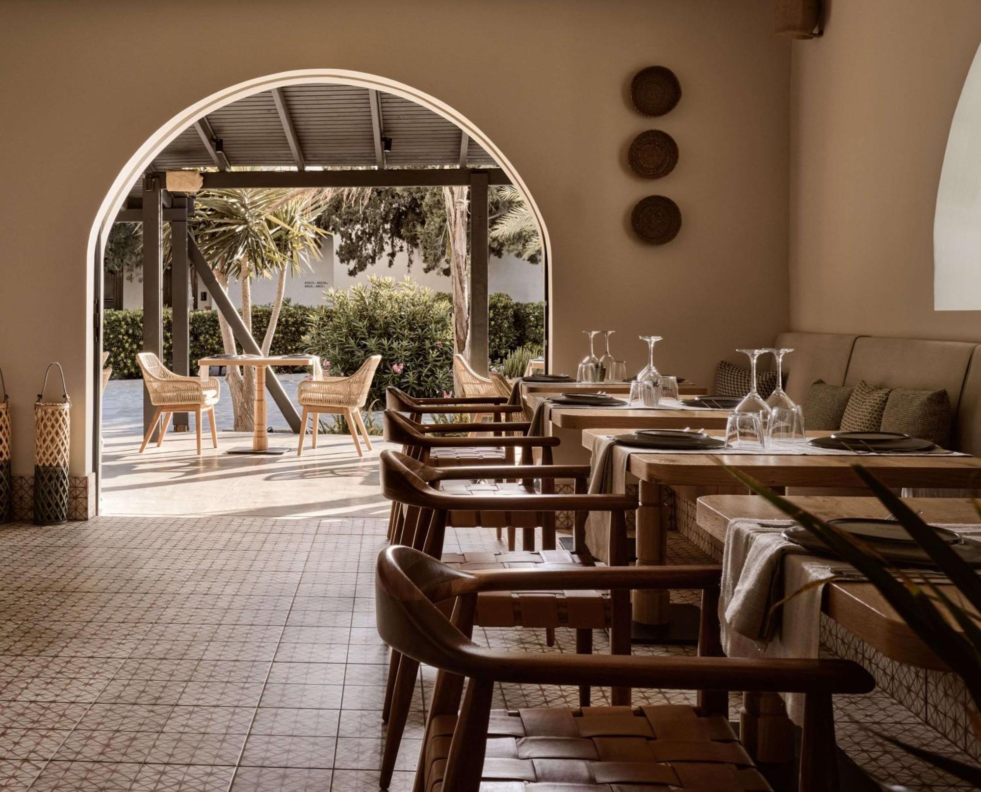 Numo Ierapetra Beach Resort Crete, Curio Collection Hilton Exterior foto